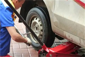 窦店附近拖车24小时服务热线电话